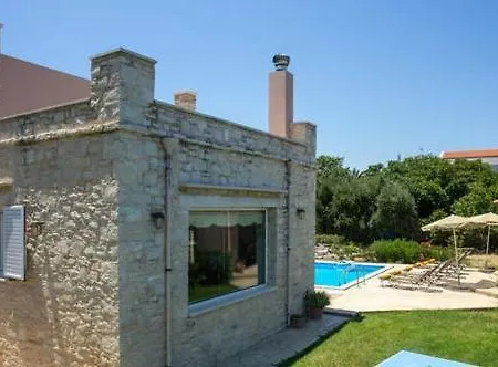 Terpsy Villa